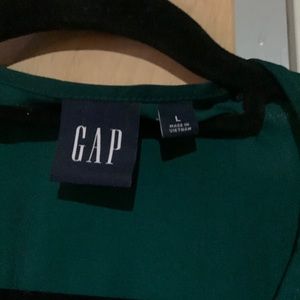 Long beautiful gap dress with a open back